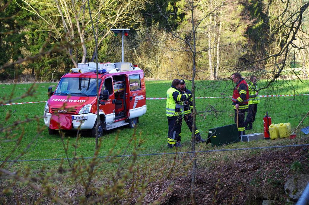 LKW Bergung Güterweg Leitner