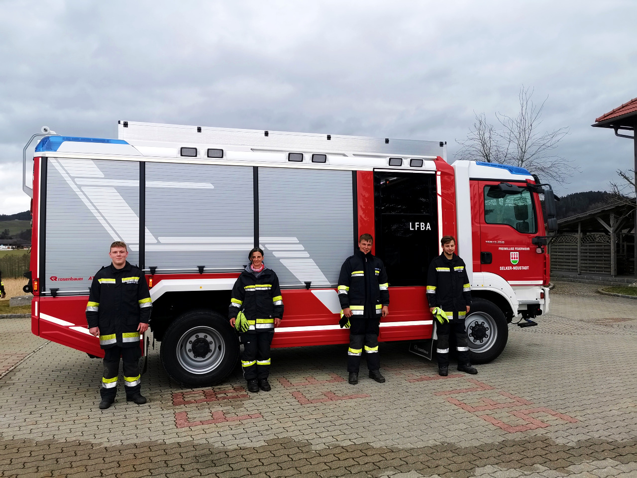 Weiße Fahne beim Grundlehrgang!